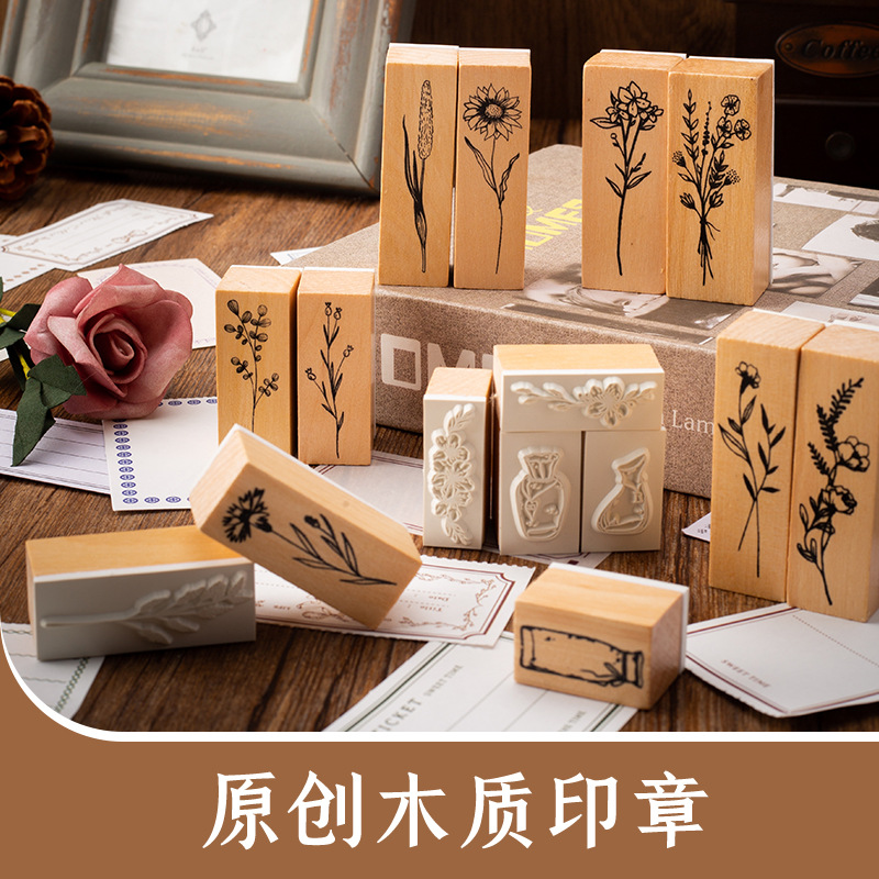 Retro Lotus Wood Combination S - đánh giá và giá Home Decor Vase With Flowers